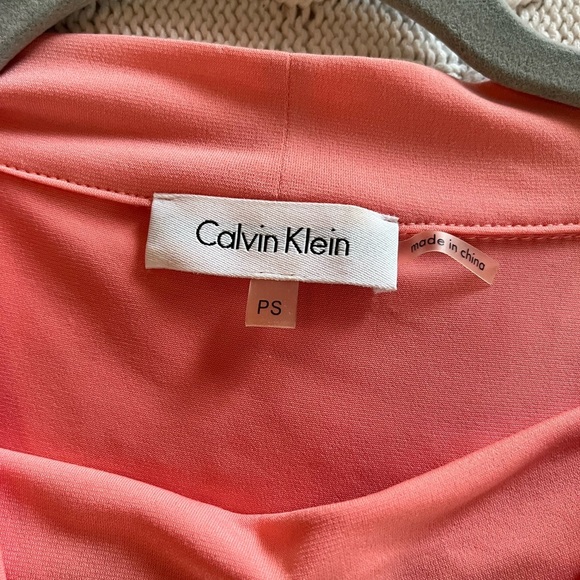 Calvin Klein Light Peach Sleeveless Draped Neckline Blouse Size Petite Small - Picture 8 of 10